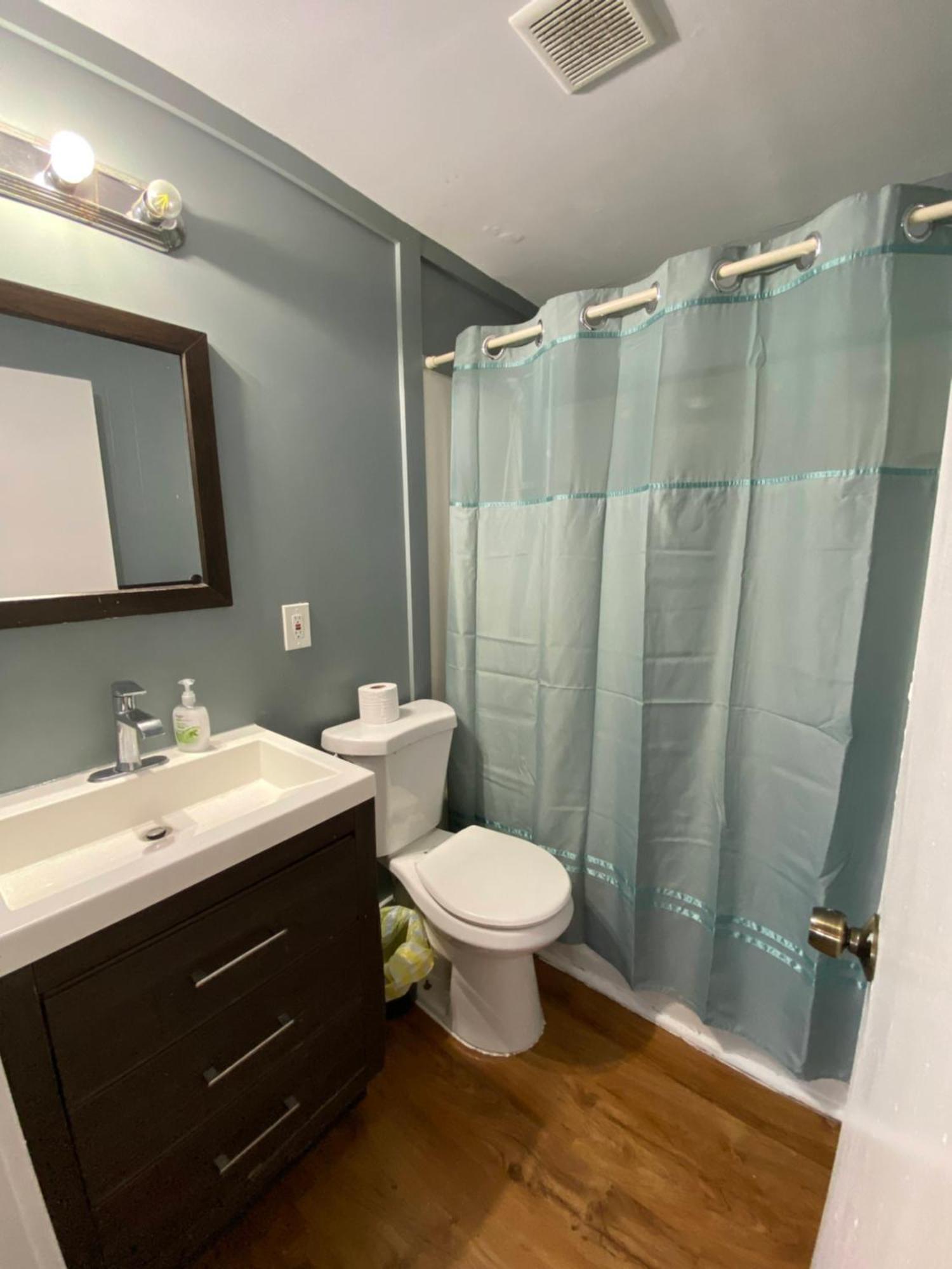 23 B St Apartments Hampton Luaran gambar